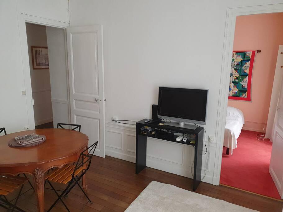 Grand Appartement Proche Cathedrale 4 Pers ランス エクステリア 写真
